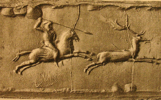 Horse-riding Median spearman hunting deer