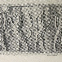 Royal hero grasping lion on either side